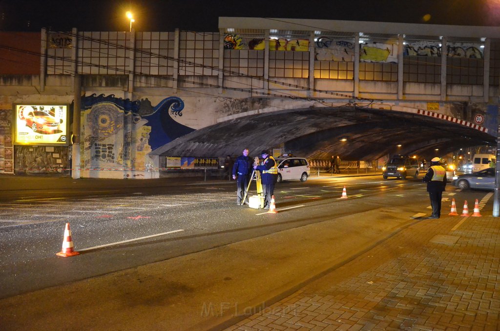 VU Kran Strab Koeln Ehrenfeld Stammstr Ehrenfeldguertel P125.JPG - Miklos Laubert